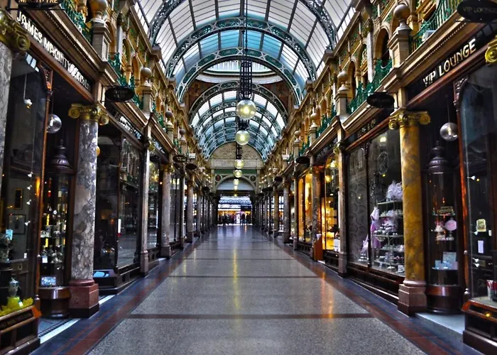 Stylish 2bedroom Flat - Centre - Near Station Διαμέρισμα