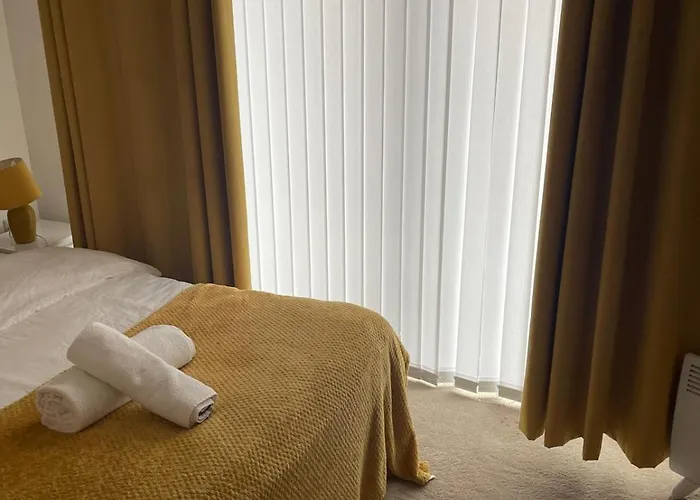 Stylish 2bedroom Flat - Centre - Near Station * Λιντς