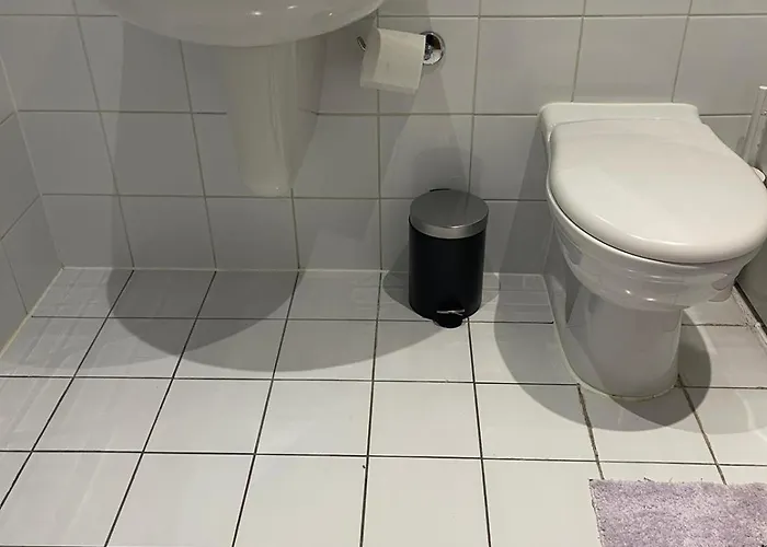 Stylish 2bedroom Flat - Centre - Near Station Διαμέρισμα *